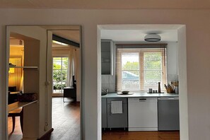 Geladeira, fogão, cooktop, lava-louças