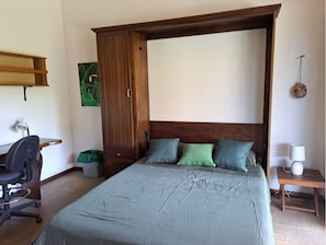 3 quartos, Wi-Fi de cortesia, roupa de cama