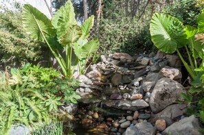 House | 4 bedrooms, Internet - Large Groups-seq Parks Coast Wineries Skiing (Visalia)