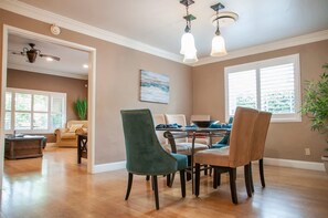 Casa | 4 dormitorios y Internet