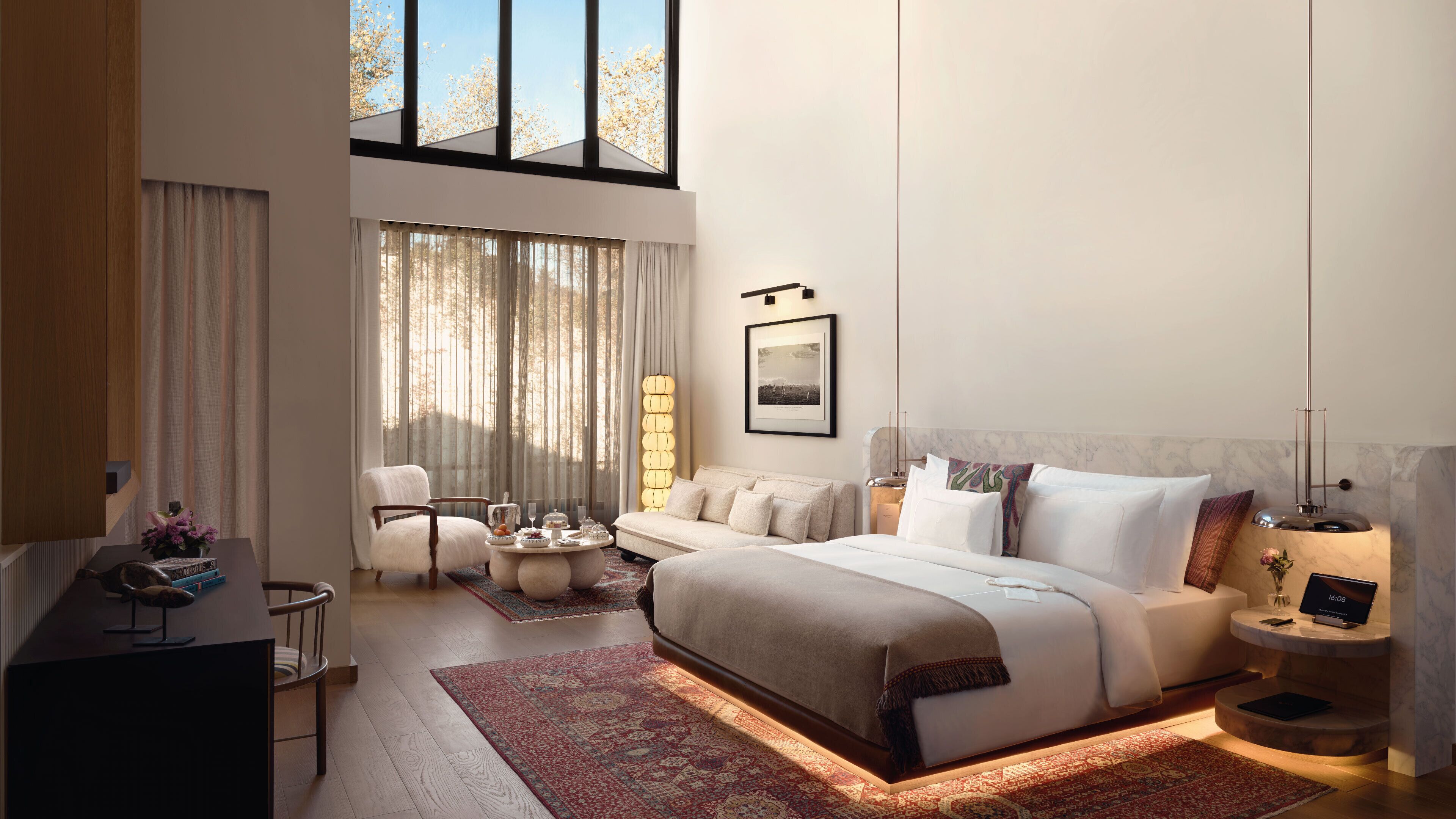 Habitación, 1 cama doble | Ropa de cama de alta calidad, minibar, caja fuerte y escritorio