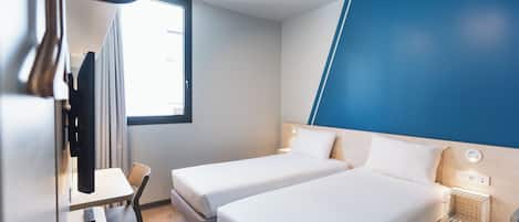 Room, 2 Twin Beds | Desk, blackout drapes, iron/ironing board, free WiFi