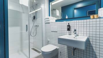 Room, 1 Double Bed | Bathroom | Shower, hair dryer, towels, soap