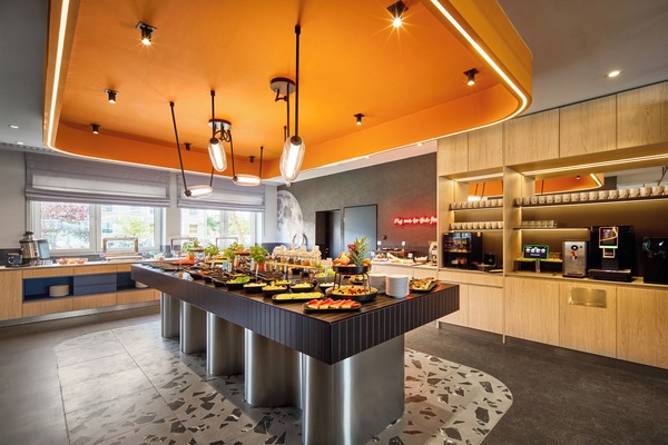 Daily buffet breakfast for a fee