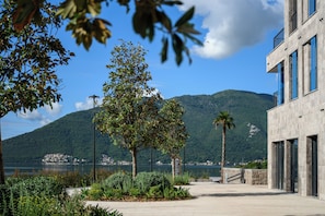 Exterior - Mövenpick Hotel & Residences Teuta Kotor Bay (Risan)