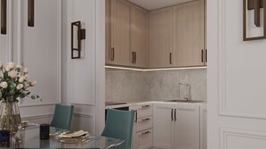 Espresso maker, electric kettle