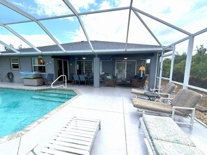 Piscine extérieure, piscine chauffée