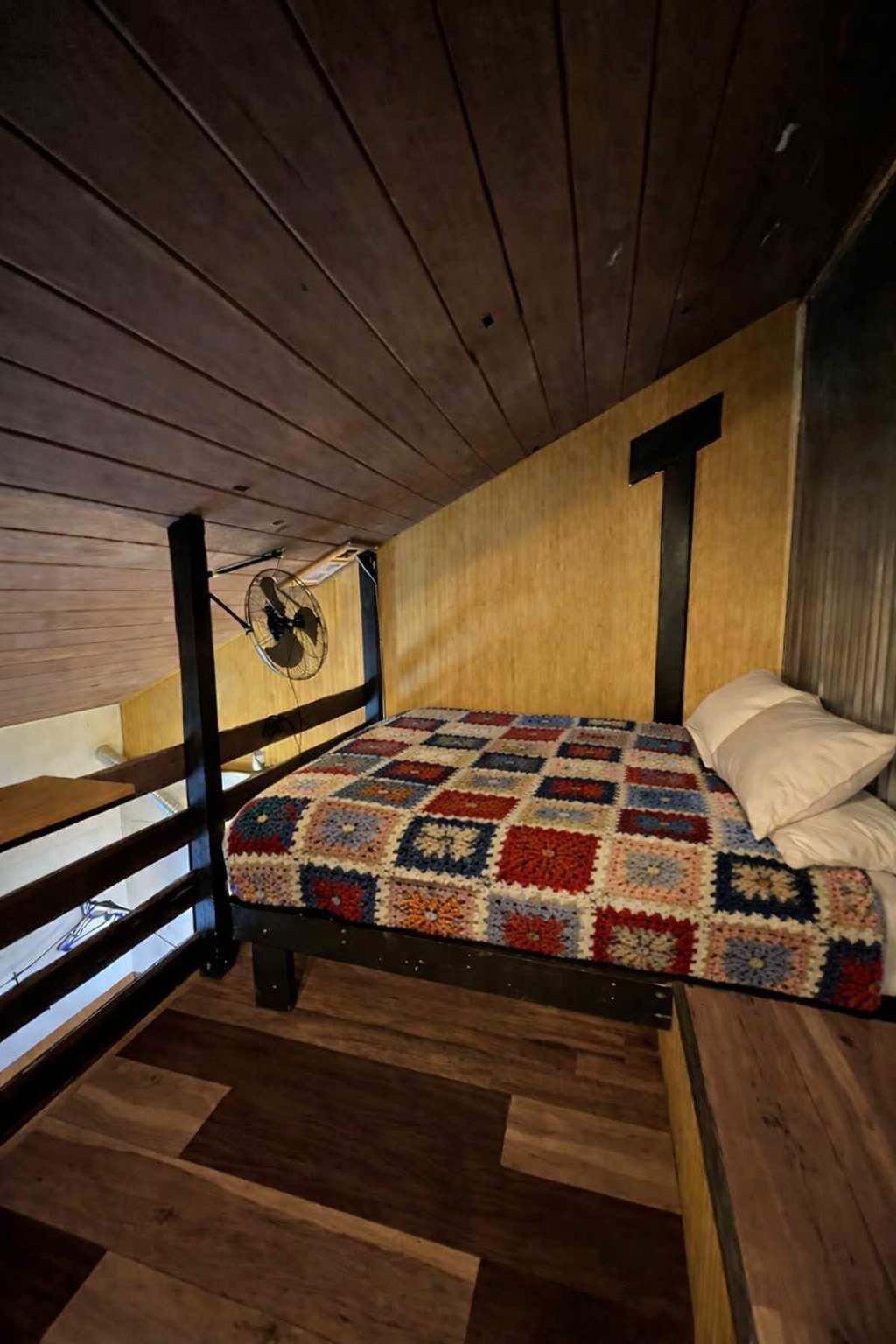 1 chambre, fer et planche à repasser, lit parapluie, Wi-Fi