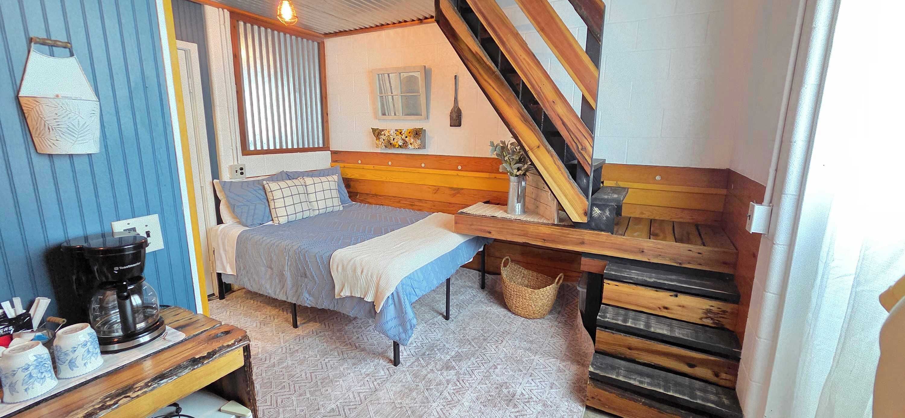 1 slaapkamer, een strijkplank/strijkijzer, reisbedje, wifi