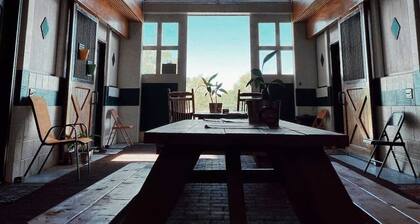 Horse Stall Suite 9 BIRD - Country Breakfast Inc!