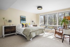 4 Schlafzimmer, Reisekinderbett, WLAN, Bettwäsche