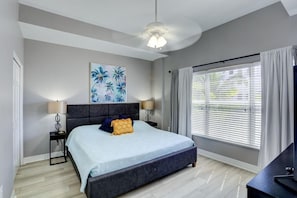 Condo, 1 King Bed with Sofa bed (Madeira Bay Resort II - 309)
