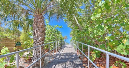 Madeira Bay Resort II - 309