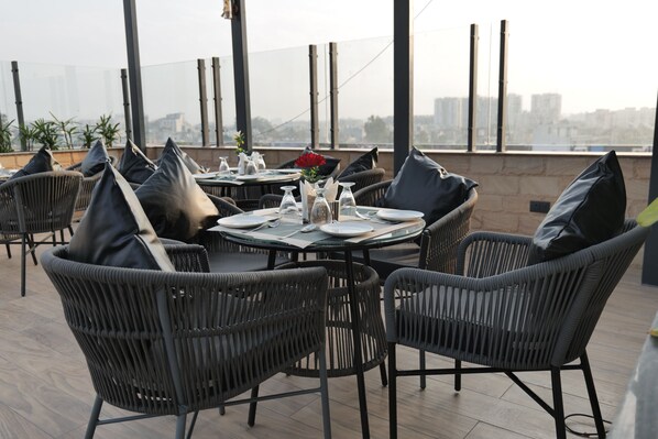 Interior detail - THE KEMBERLY HOTEL (Zirakpur)