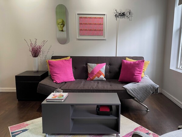 Smart TV, fireplace, books