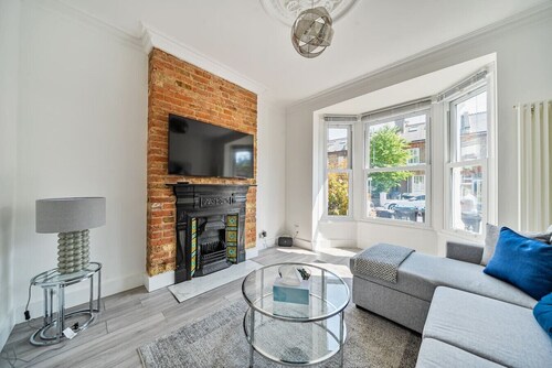 Amazing One Bed Flat Wimbledon