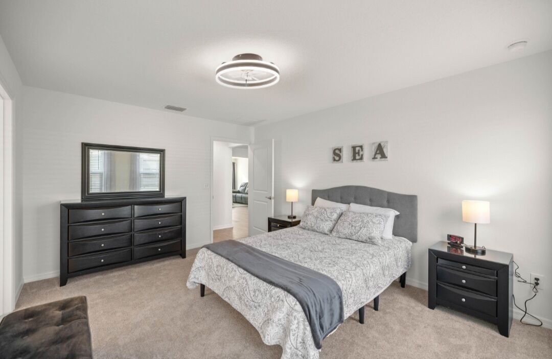 3 slaapkamers, een strijkplank/strijkijzer, internet, beddengoed