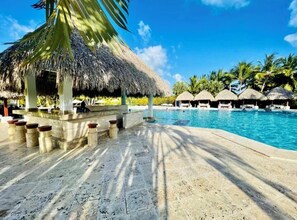 Pool -
Green View Gateway Home,a prestigious Escape to El Cocotal Golf & Country Club. (Punta Cana)