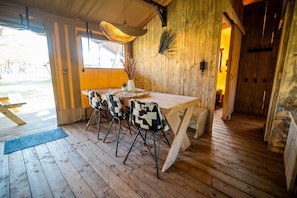 House | Dining