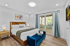 3 bedrooms, iron/ironing board, travel crib, free WiFi