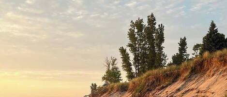 Beach nearby, sun-loungers