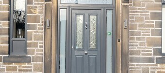 Moat House Room 5|Private Bathroom