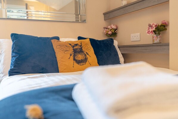 1 bedroom, desk, iron/ironing board, free WiFi