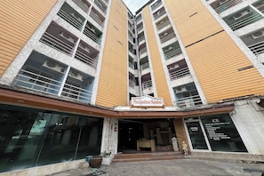 Ngoại thất