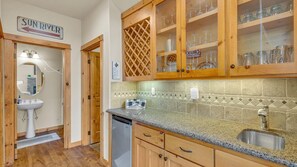 House, Multiple Beds (Warbler - Unit 6) | Interior - Warbler - Unit 6 (Bend)