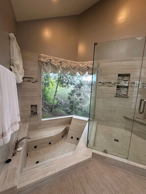 Jetted bath, hair dryer, towels, soap