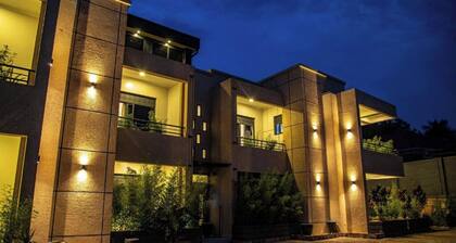 Kicukiro MOUNT KENYA No 6