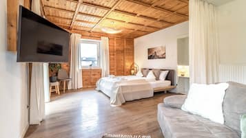 1 Schlafzimmer, Reisekinderbett, kostenloses WLAN, Bettwäsche
