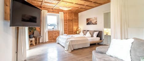 1 Schlafzimmer, Reisekinderbett, kostenloses WLAN, Bettwäsche