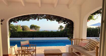 Beautiful house in Menorca, a step away from the beach of Binibeca.