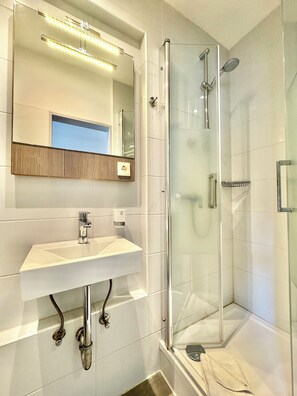 Bathroom - AR Boutique Hotel Heusenstamm (Heusenstamm)