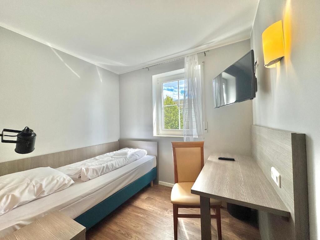 Bureau, espace de travail pour ordinateurs portables