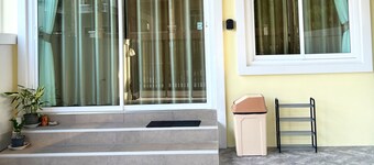 Monday Guesthouse Hatyai