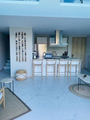 Microwave, oven, dishwasher