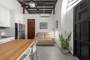 1 habitación y acceso a internet