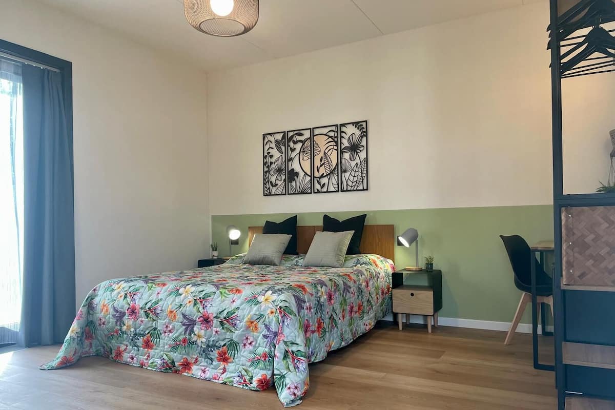 Comfort Double Room, Garden View (1) | In-room safe, desk, laptop workspace, blackout drapes