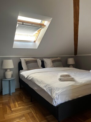 Classic Apartment, 1 Bedroom - Old Town Church Bells (Kotor)