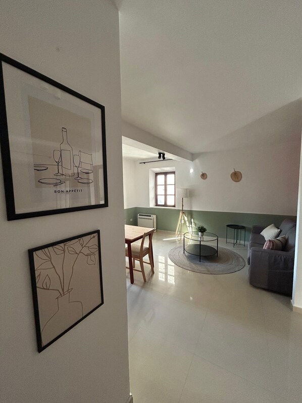 Apartment, 1 Schlafzimmer, Stadtblick | Wohnbereich