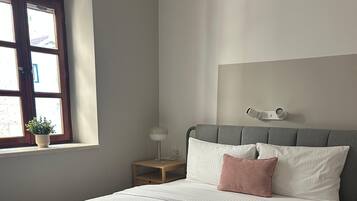 Apartment, 1 Bedroom, City View