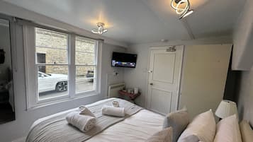 Iron/ironing board, free WiFi