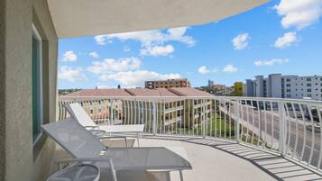 Superior Condo, 2 Bedrooms, Kitchen, Partial Ocean View | Balcony