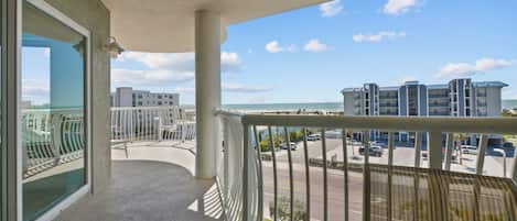 Appartamento Superior, 2 camere da letto, cucina, vista oceano parziale | Vista balcone