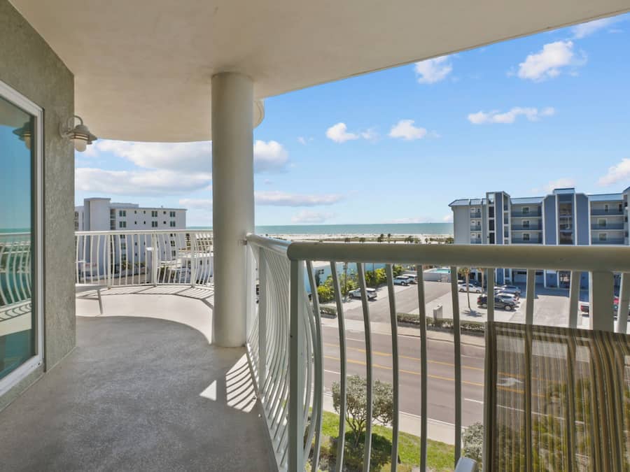 Superior Condo, 2 Bedrooms, Kitchen, Partial Ocean View | Balcony view