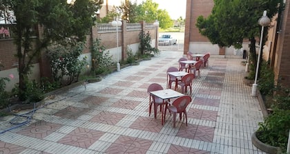 Hotel Reina Isabel
