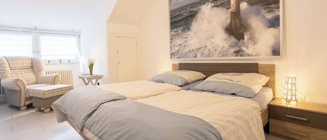 5 عدّة غرف نوم ومكواة/لوح كي وسرير سفر وواي فاي مجانًا