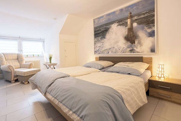 5 bedrooms, iron/ironing board, travel crib, free WiFi